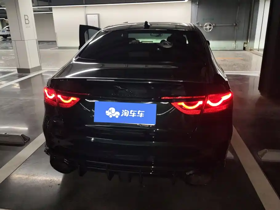 Jaguar XFL — миниатюра 4