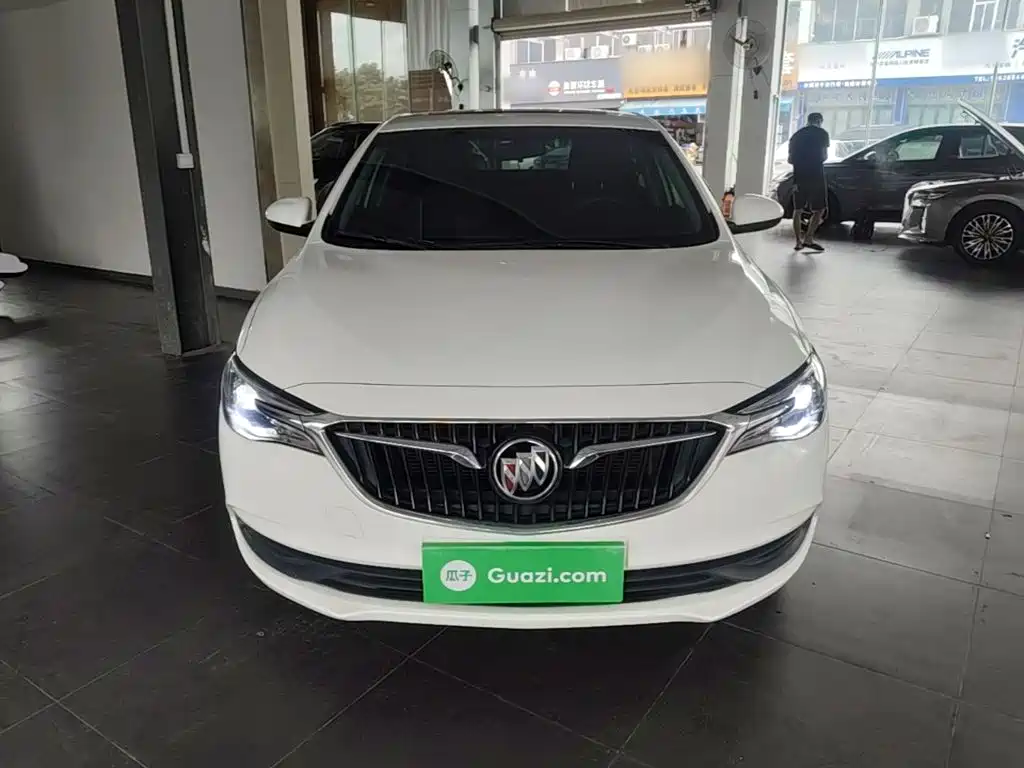 Buick Excelle — миниатюра 3