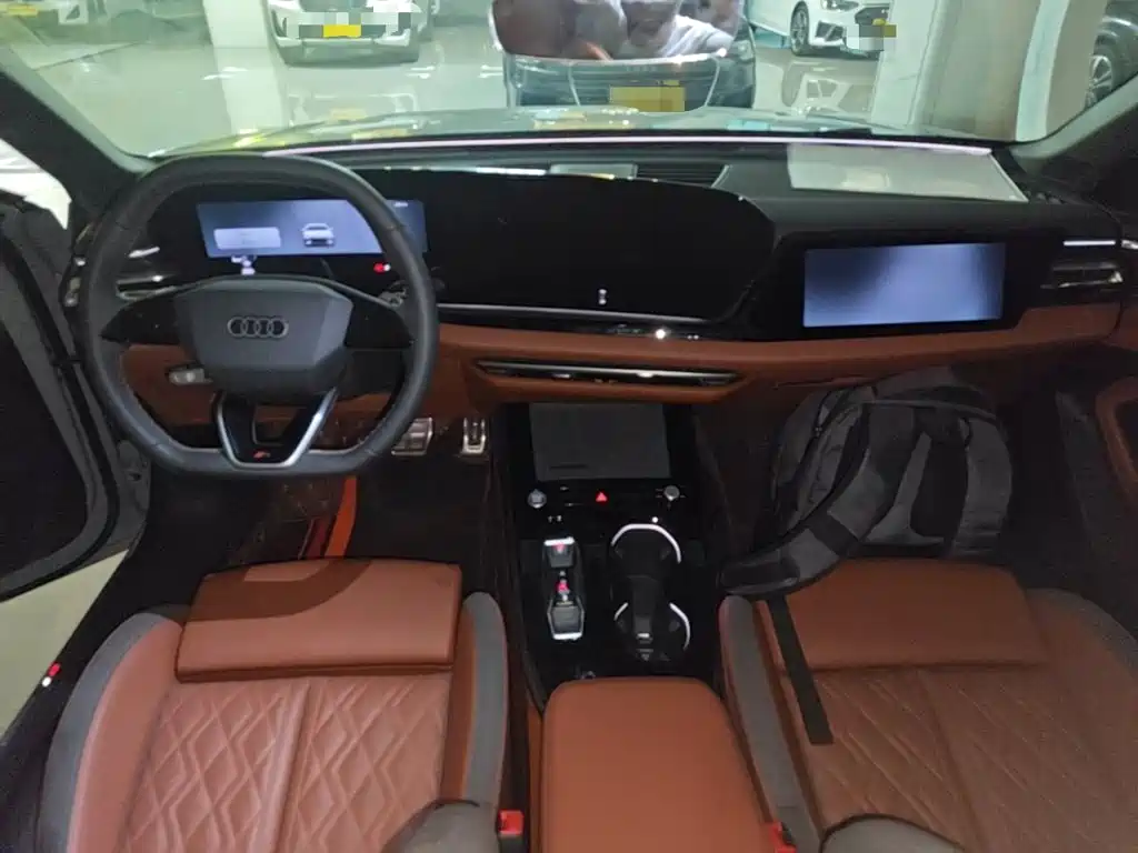 Audi Audi A5L — миниатюра 10