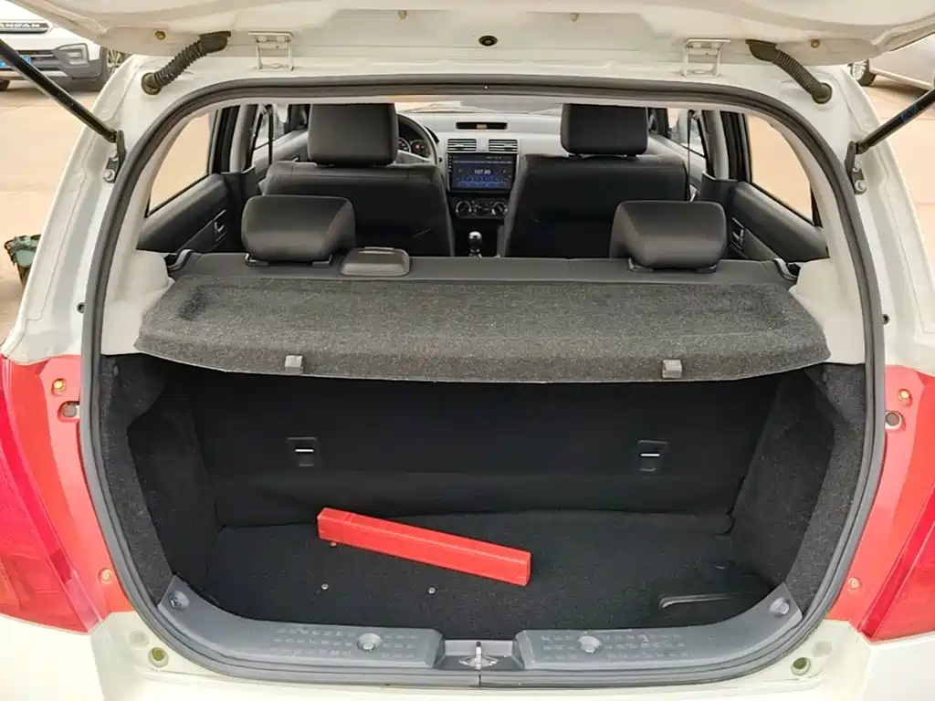Suzuki Swift — миниатюра 19