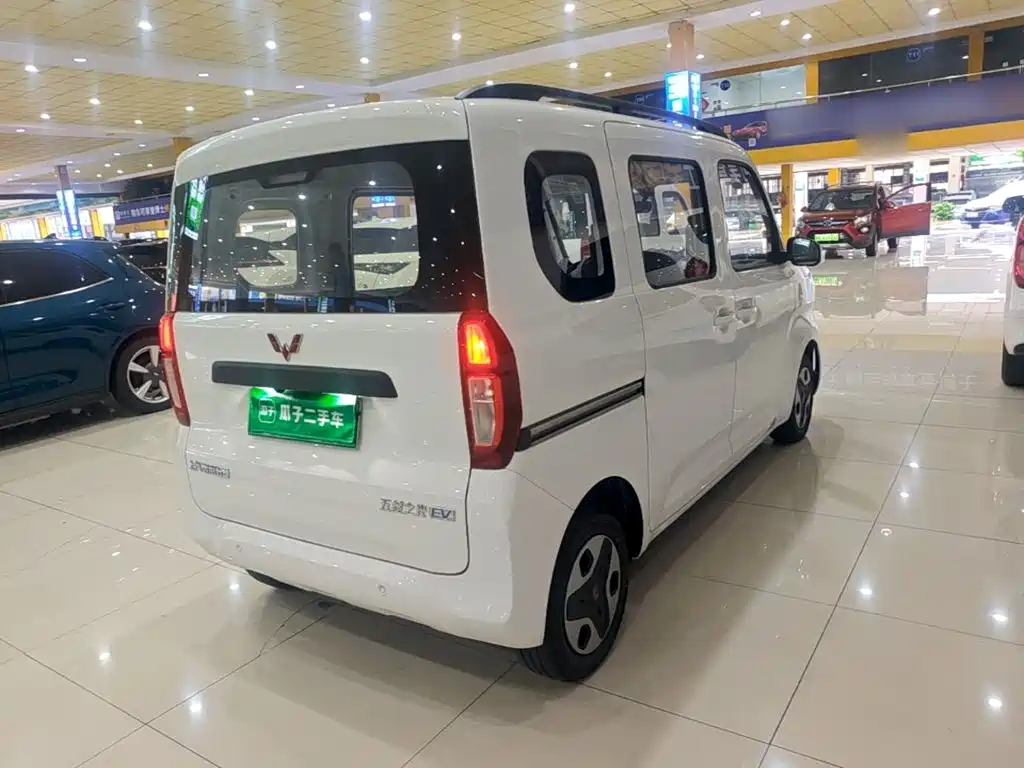 Wuling Zhiguang EV — миниатюра 7