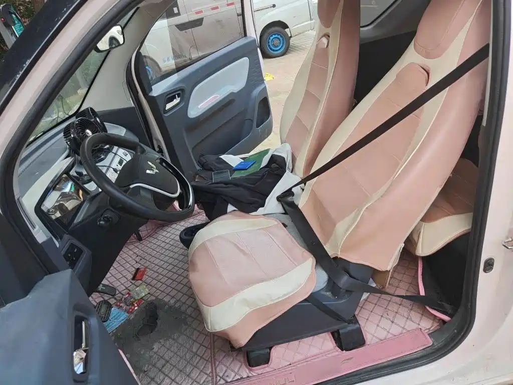Wuling MINIEV — миниатюра 8