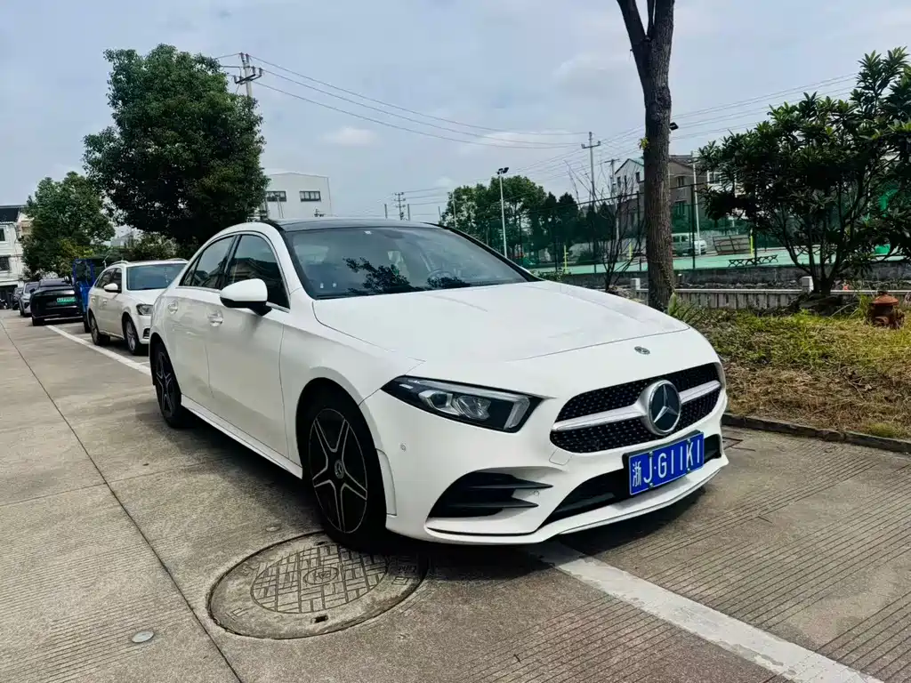 Mercedes-Benz A-Class — миниатюра 3