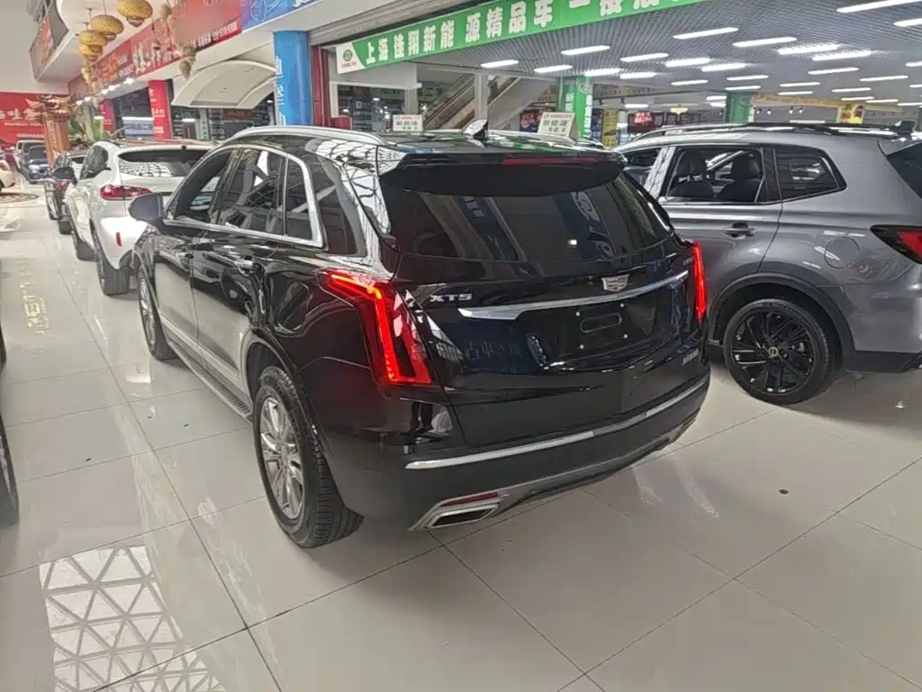 Cadillac XT5 — миниатюра 5