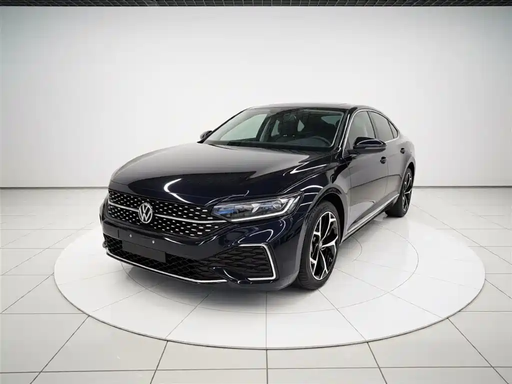 Volkswagen Passat 2025