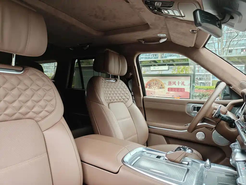 TANK TANK 700 NEW ENERGY