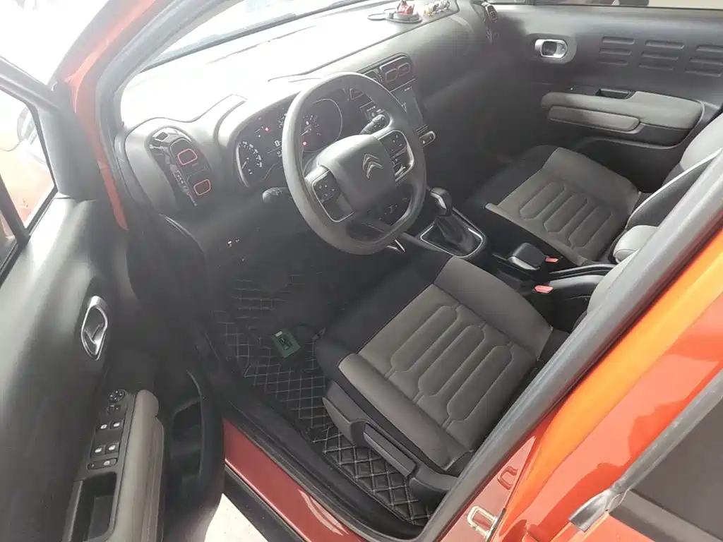 Citroen C4 Aircross — миниатюра 16
