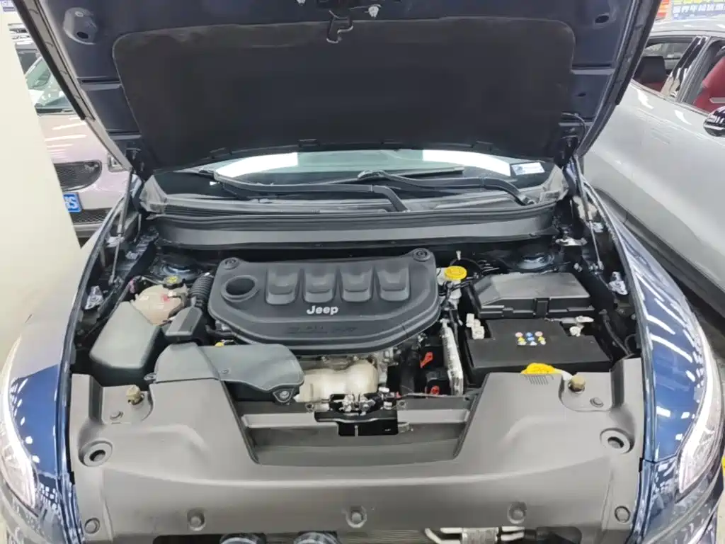 Jeep Cherokee — миниатюра 20