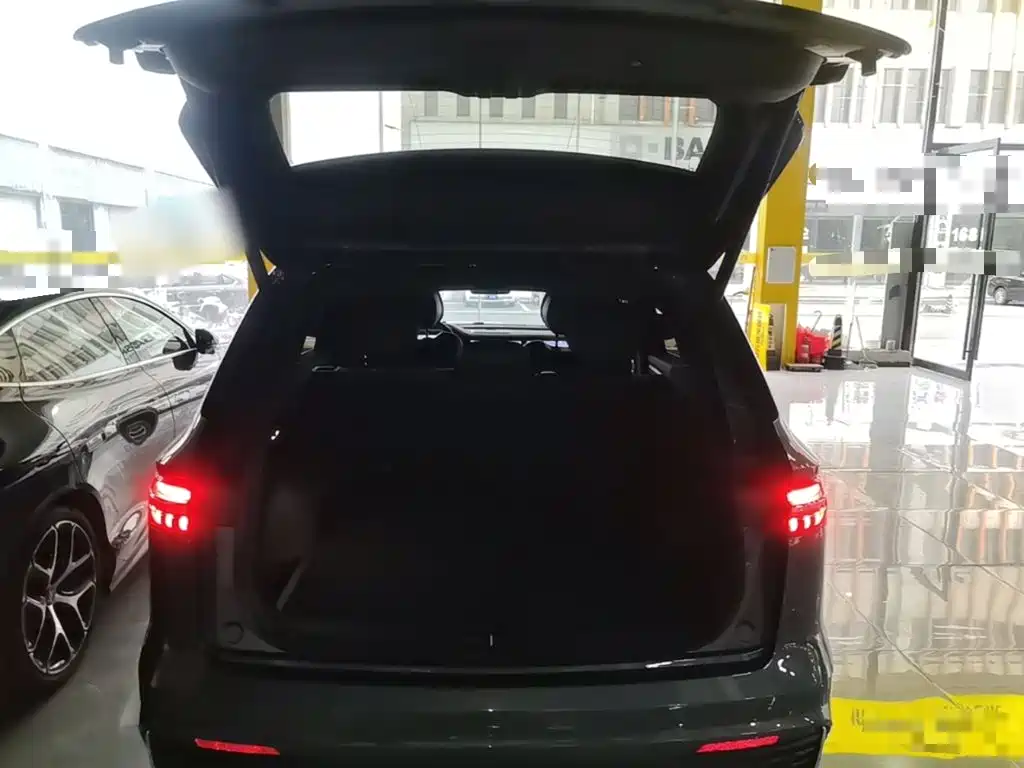 Geely Xingyue L — миниатюра 19