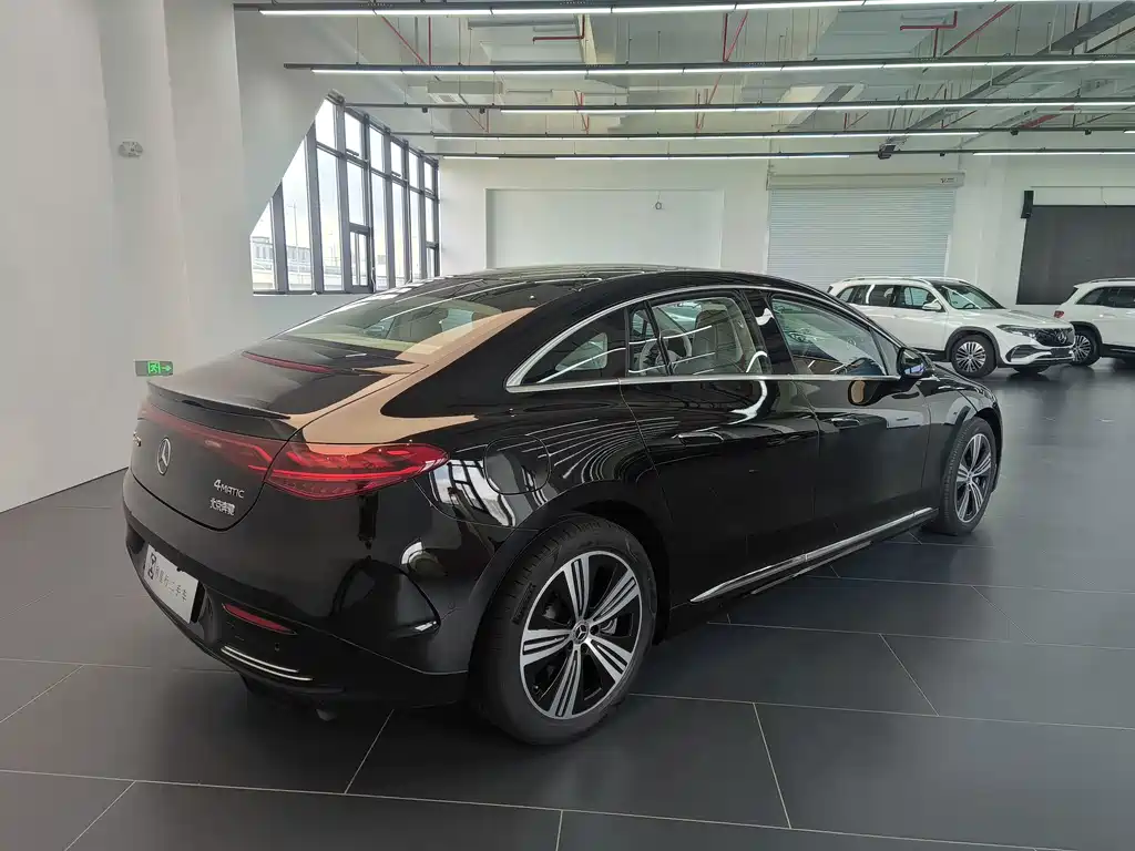 Mercedes-Benz EQE — миниатюра 6