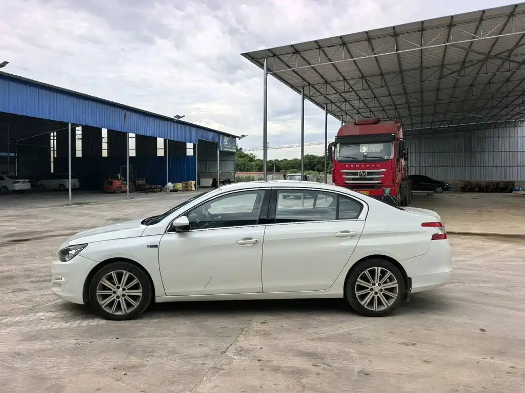 Peugeot 408 — миниатюра 6