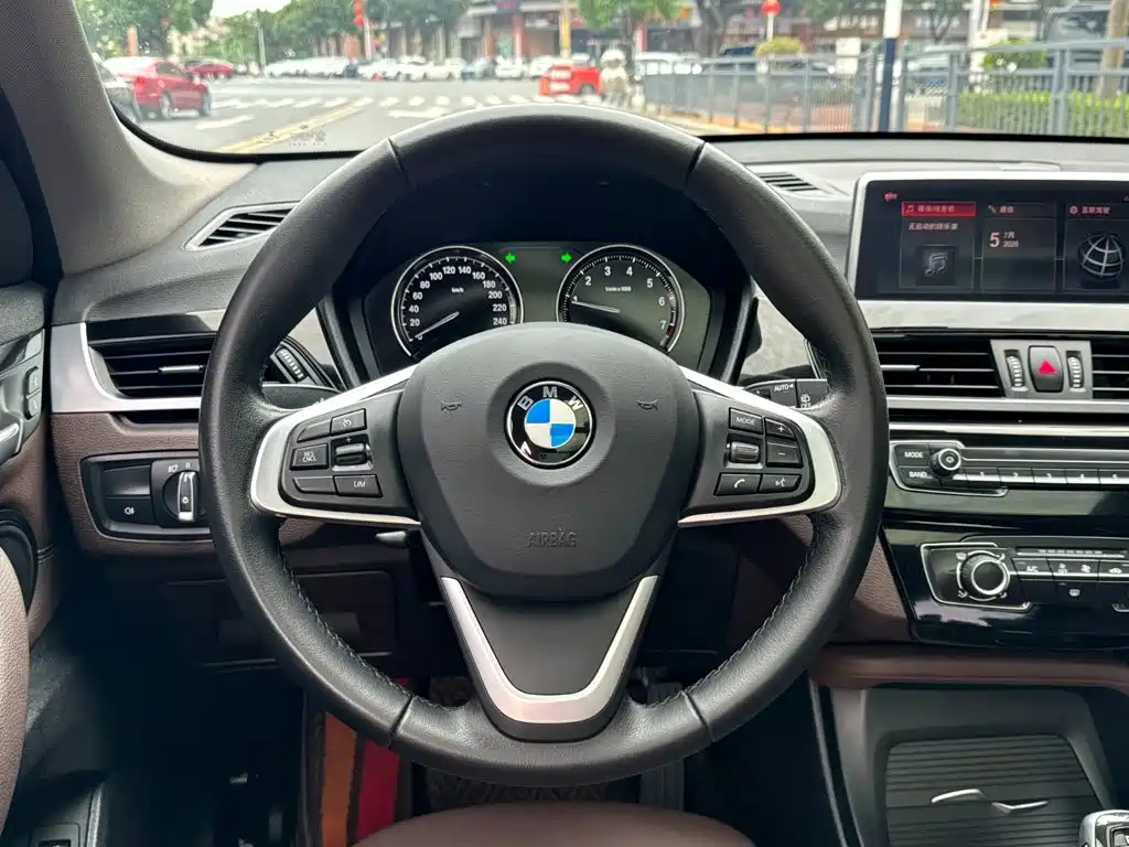 BMW X1 — миниатюра 15
