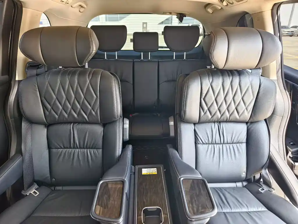 Honda Elysion — миниатюра 6