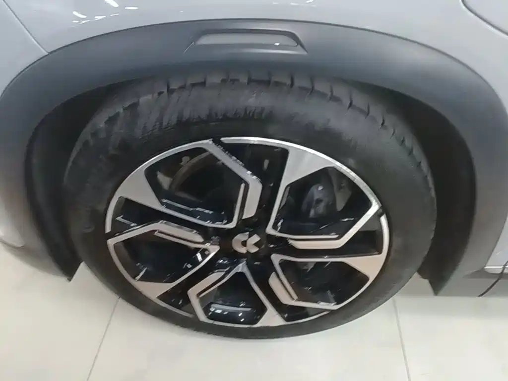 NIO ES8 — миниатюра 23