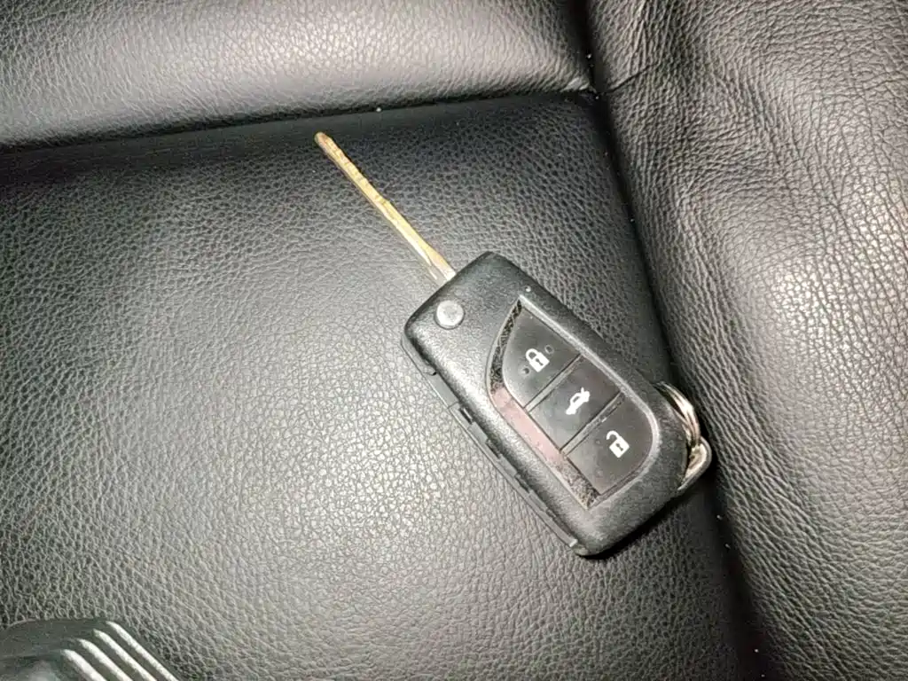 Toyota Yaris L — миниатюра 9