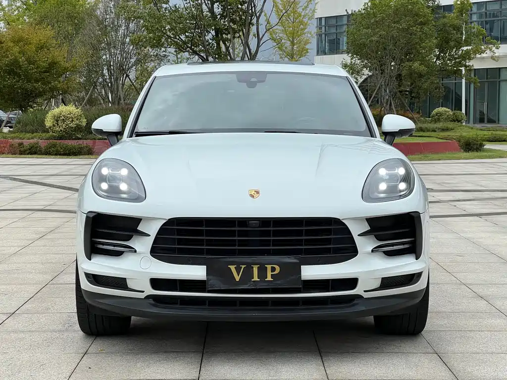 Porsche Macan — миниатюра 2