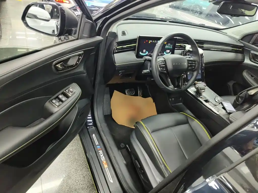 Roewe RX5 — миниатюра 16