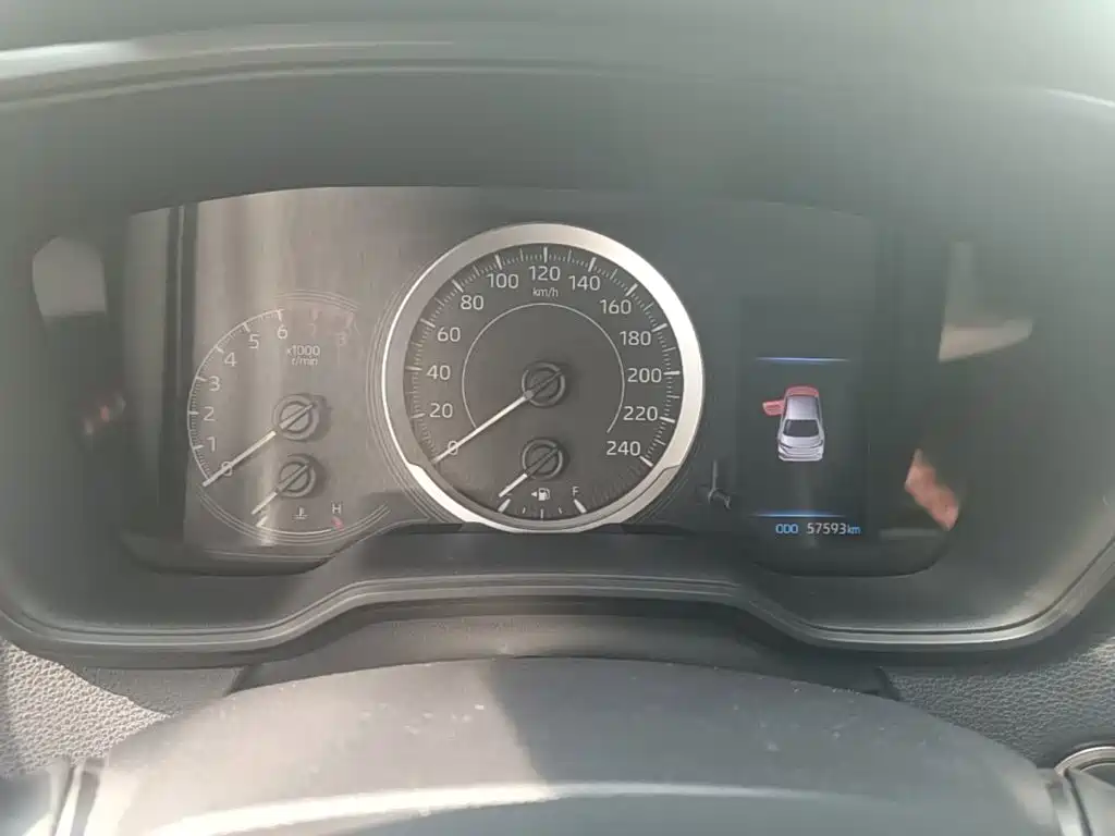 Toyota Corolla — миниатюра 12