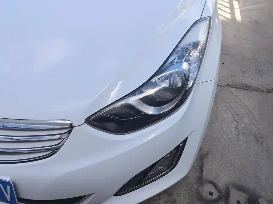 Hyundai Elantra Langdong — миниатюра 5