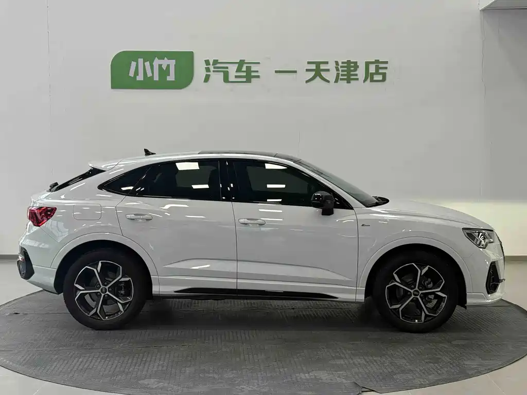 Audi Q3 Sportback — миниатюра 2