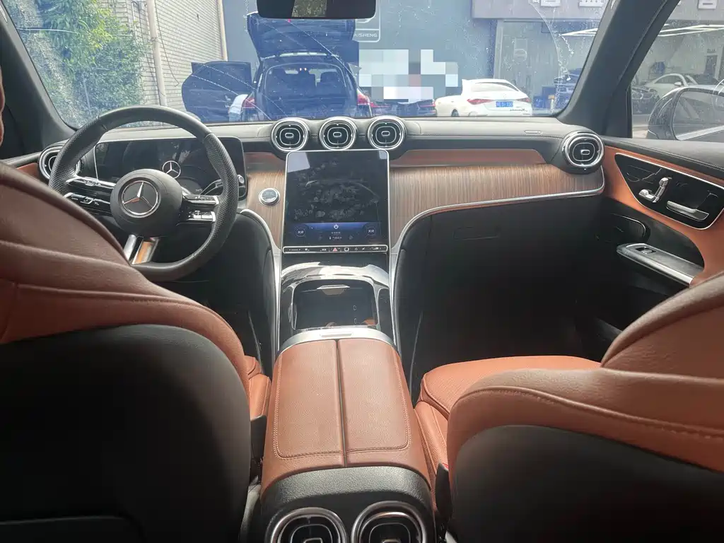 Mercedes-Benz GLC — миниатюра 7
