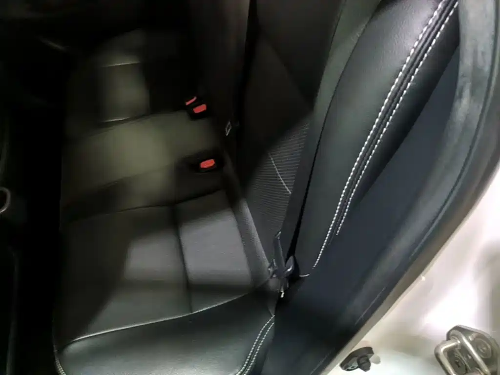 Toyota Yaris L — миниатюра 17