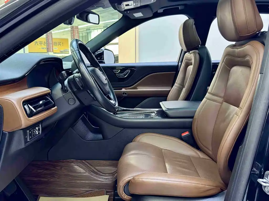 Lincoln Aviator 2020 3.0T V6