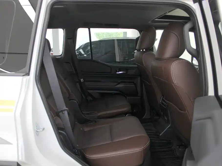 Toyota Prado — миниатюра 9