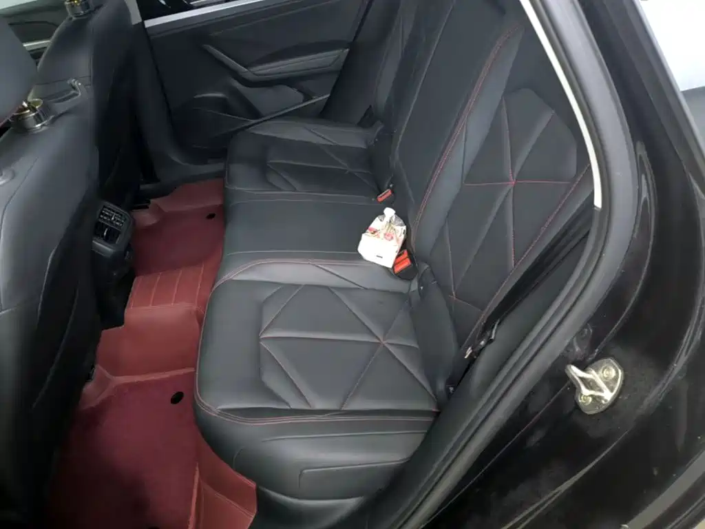 Volkswagen Lavida — миниатюра 17