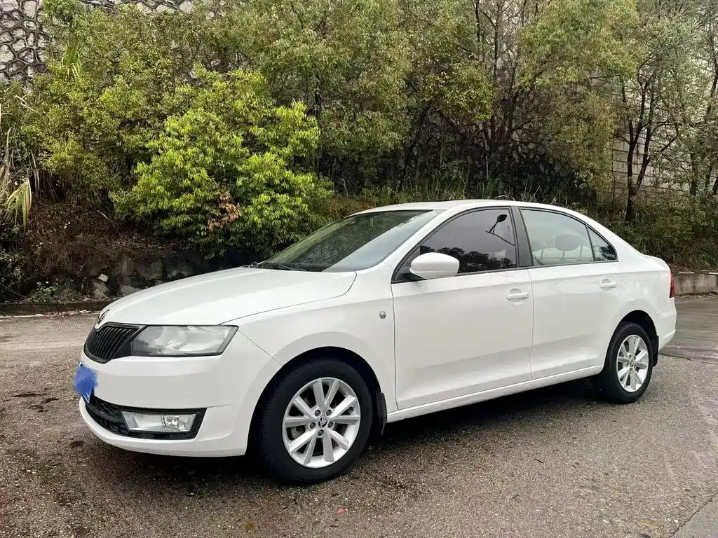 Skoda Rapid — миниатюра 2