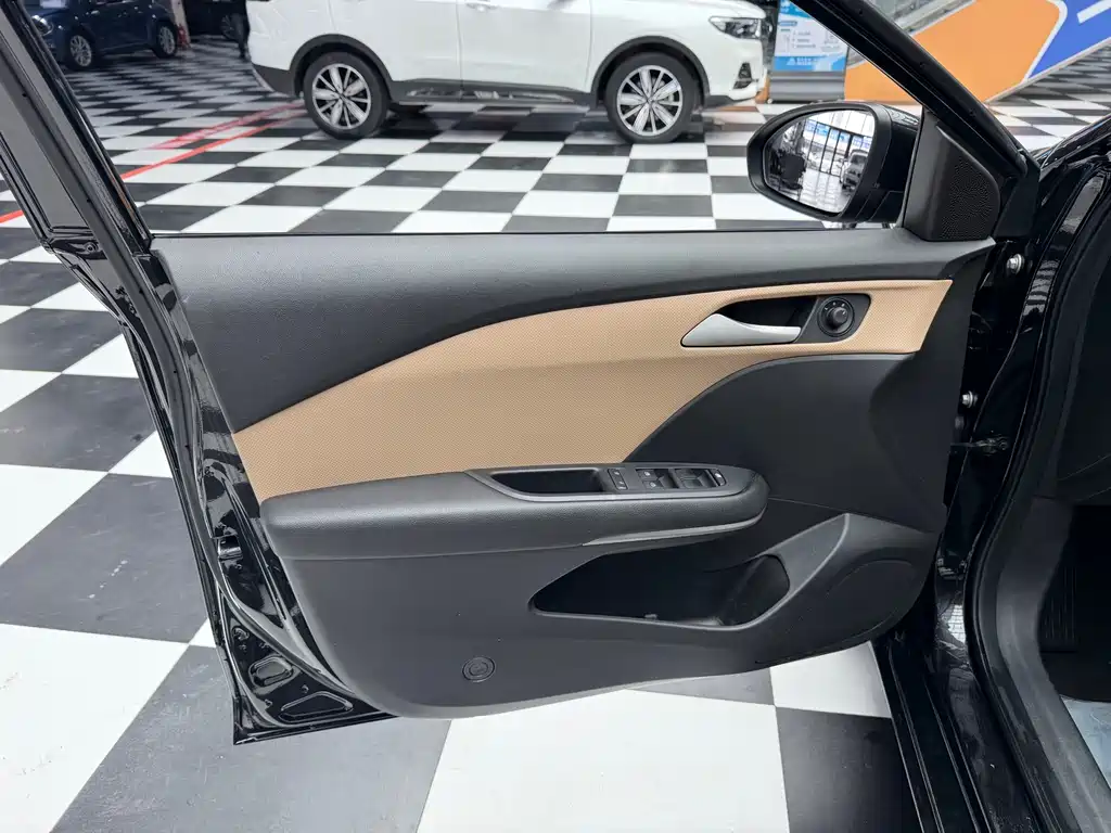 Chevrolet Monza 2022 320 AT Enjoy