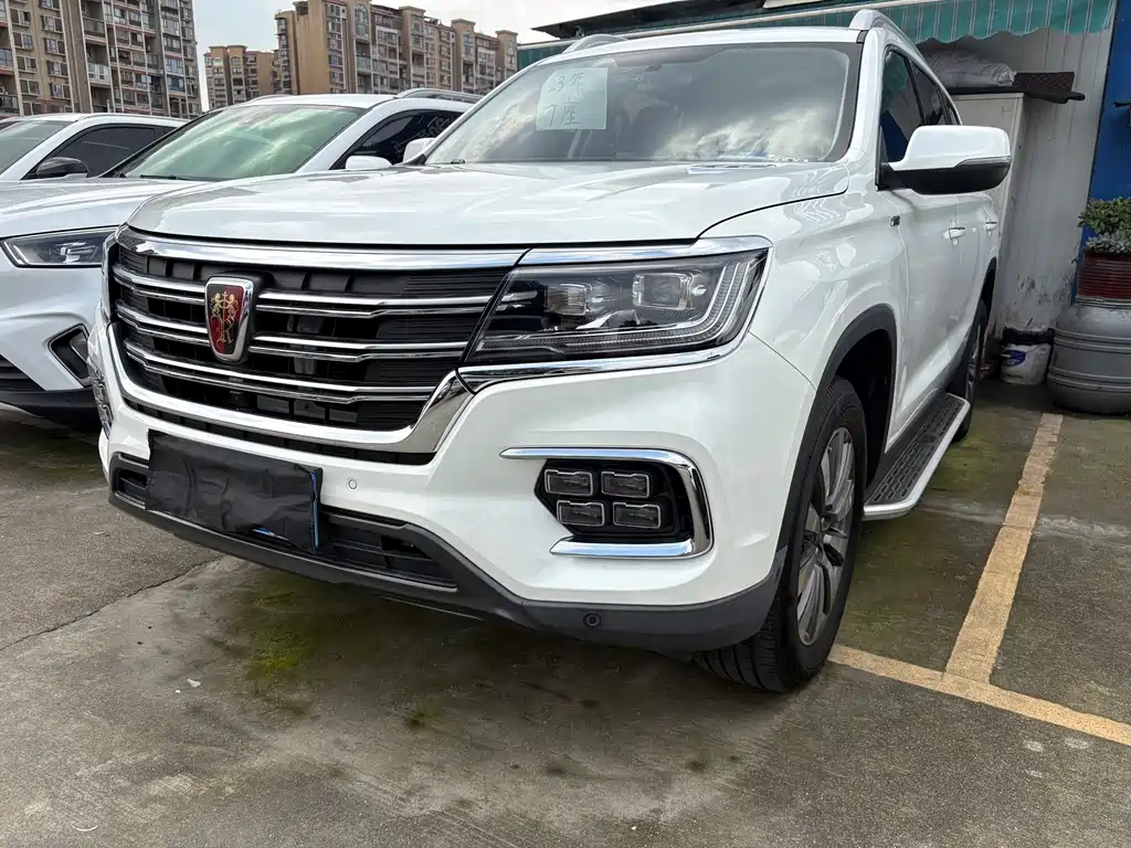Roewe RX8