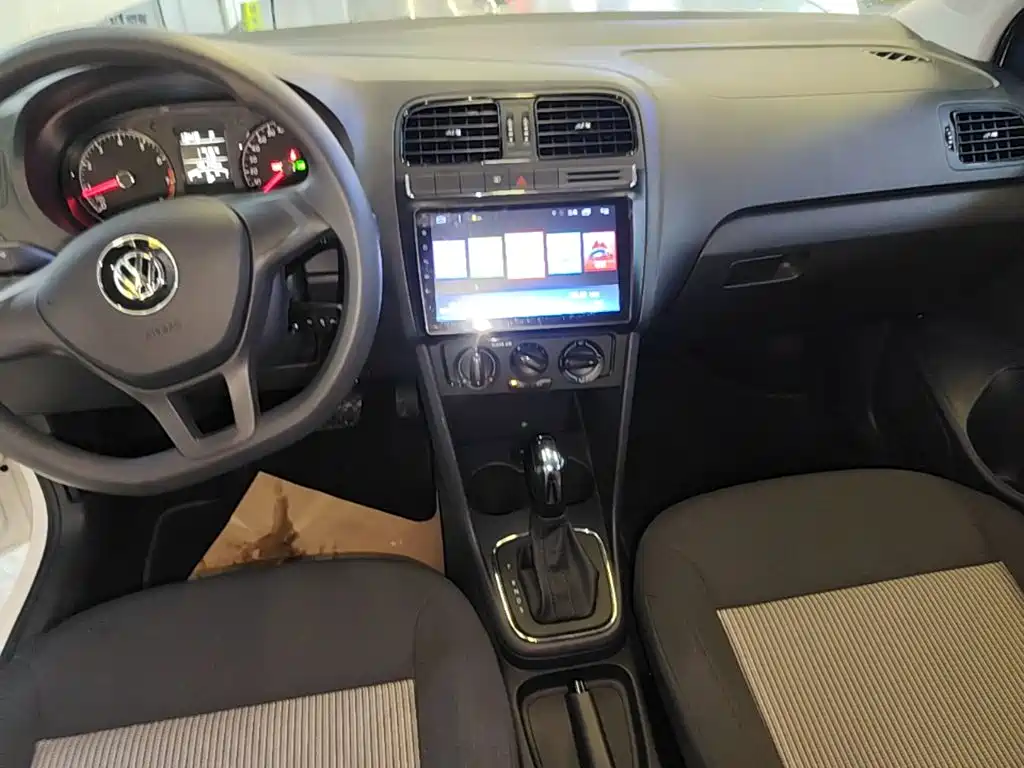 Volkswagen Polo — миниатюра 14