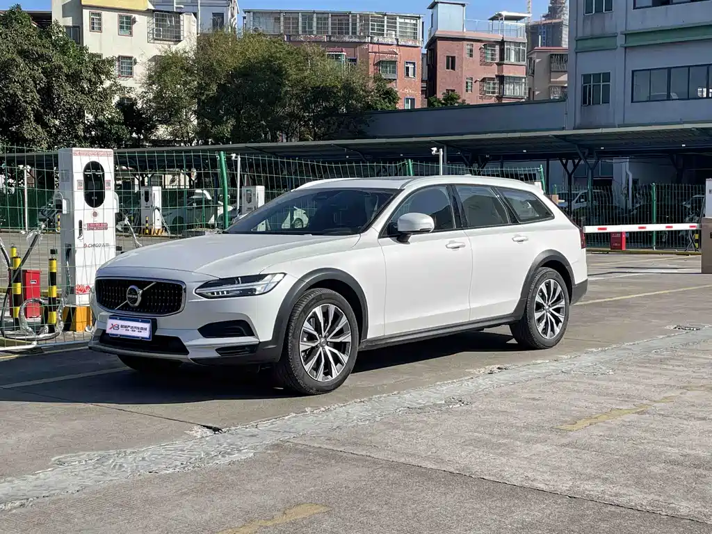 Volvo V90