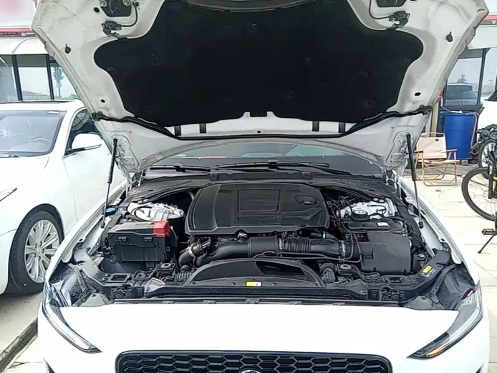 Jaguar XEL — миниатюра 20