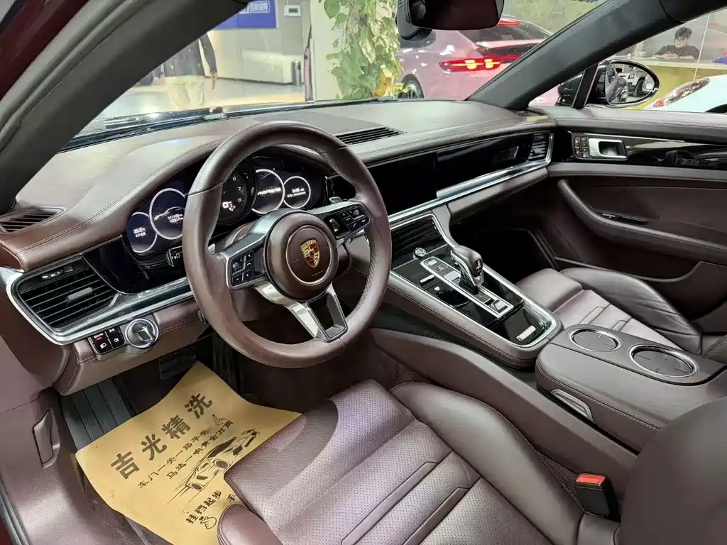 Porsche Panamera — миниатюра 4
