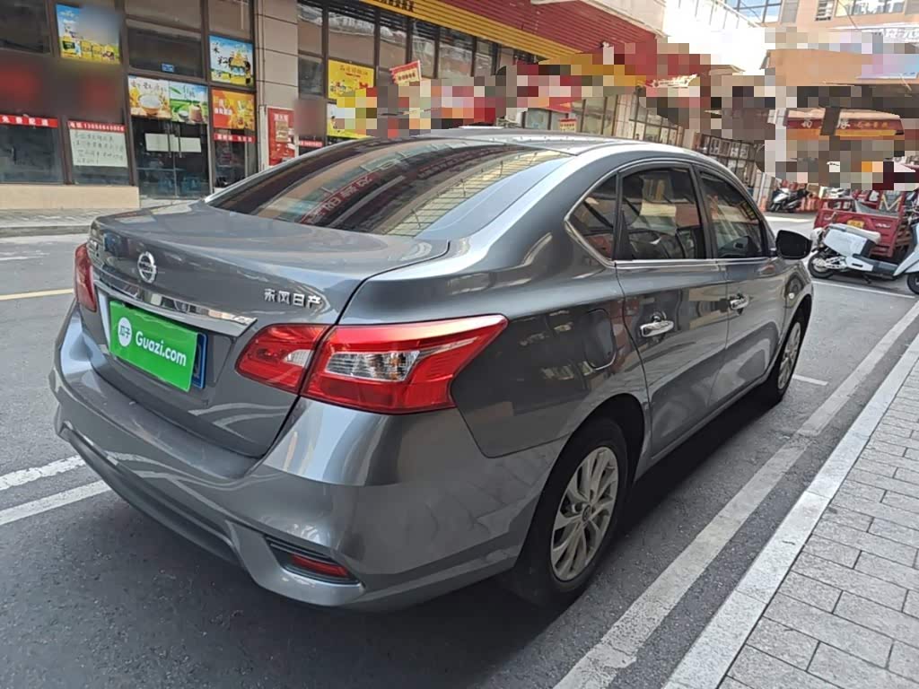 Nissan Sylphy 1.6 л 2024 г. Серебристо-серый, пробег 30800 км