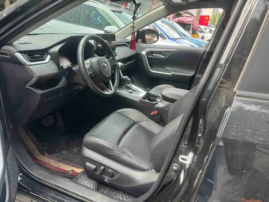 Toyota Wildlander — миниатюра 4