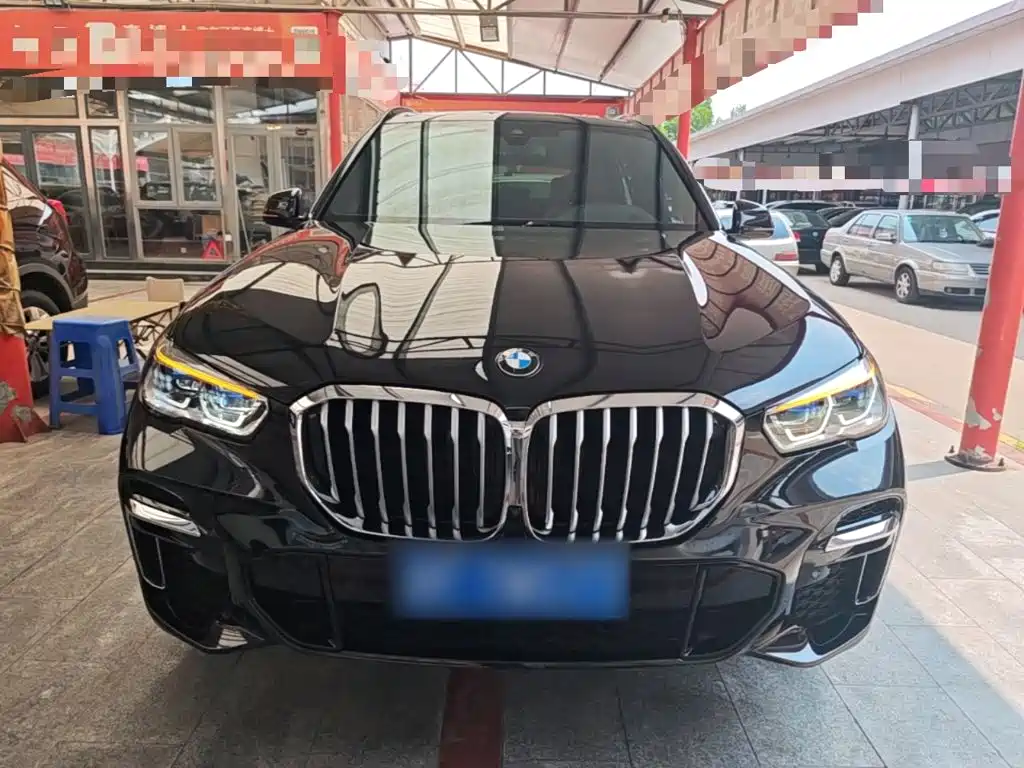 BMW X5 2022 xDrive 40Li M Sport