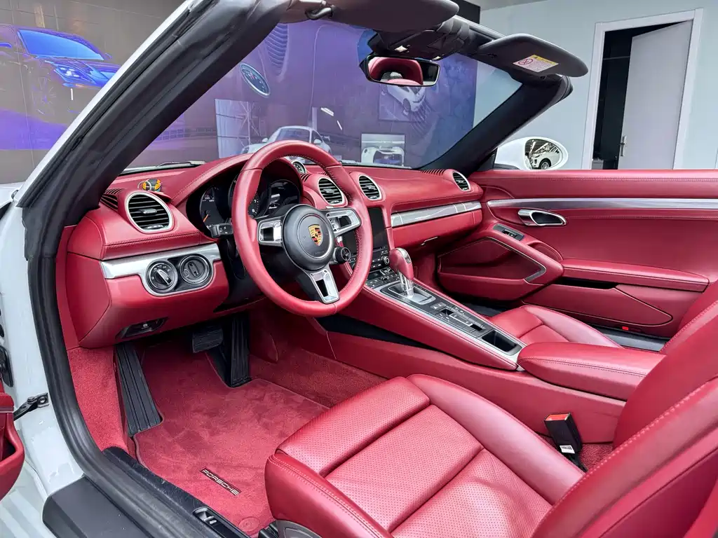Porsche 718 2016 Boxster 2.0T