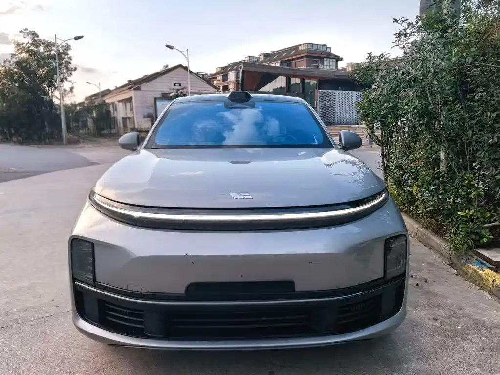 Li Auto Li L7 — миниатюра 2