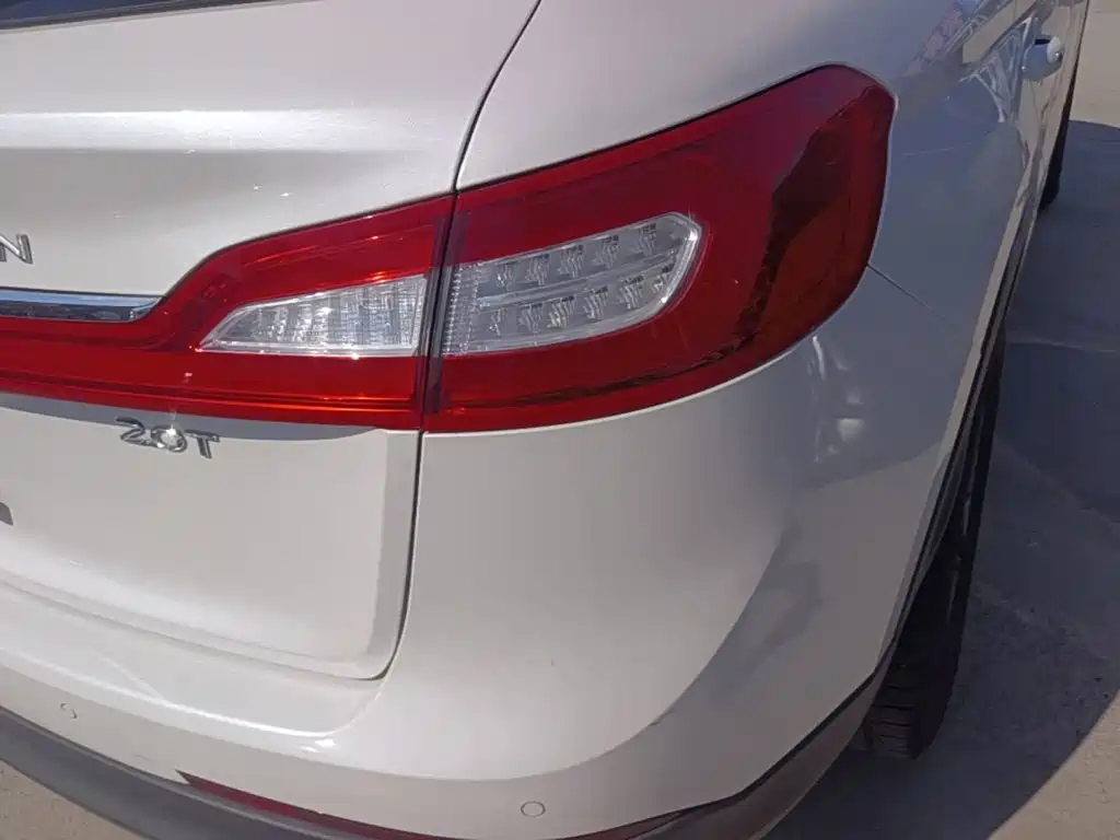 Lincoln MKX — миниатюра 8