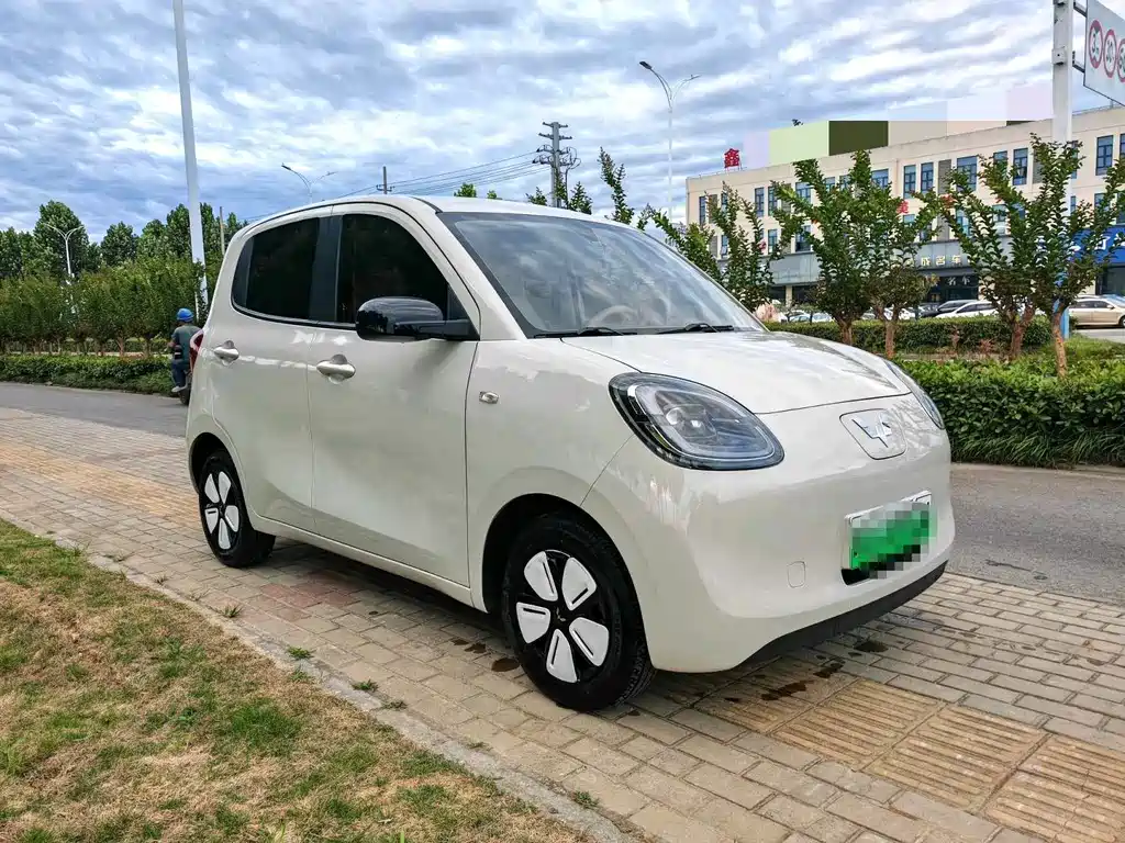 Wuling MINIEV — миниатюра 3