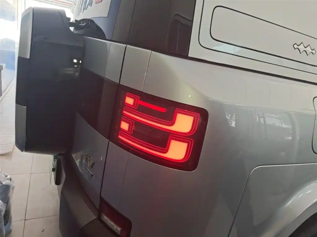 Fangchengbao Leopard 7 7 2025 190KM Ultra