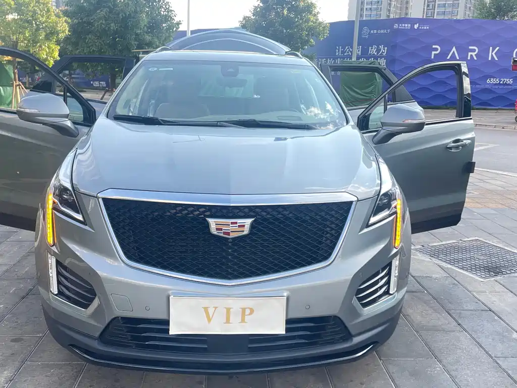 CADILLAC XT5