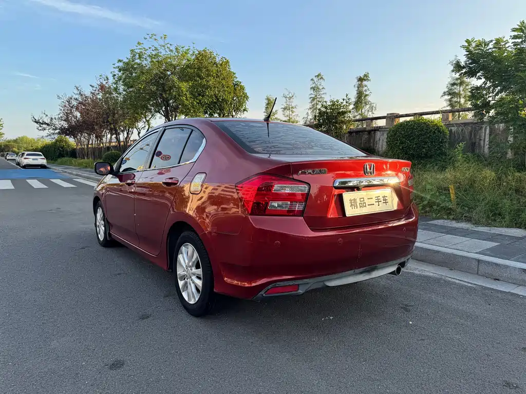 Honda City Classic — миниатюра 6