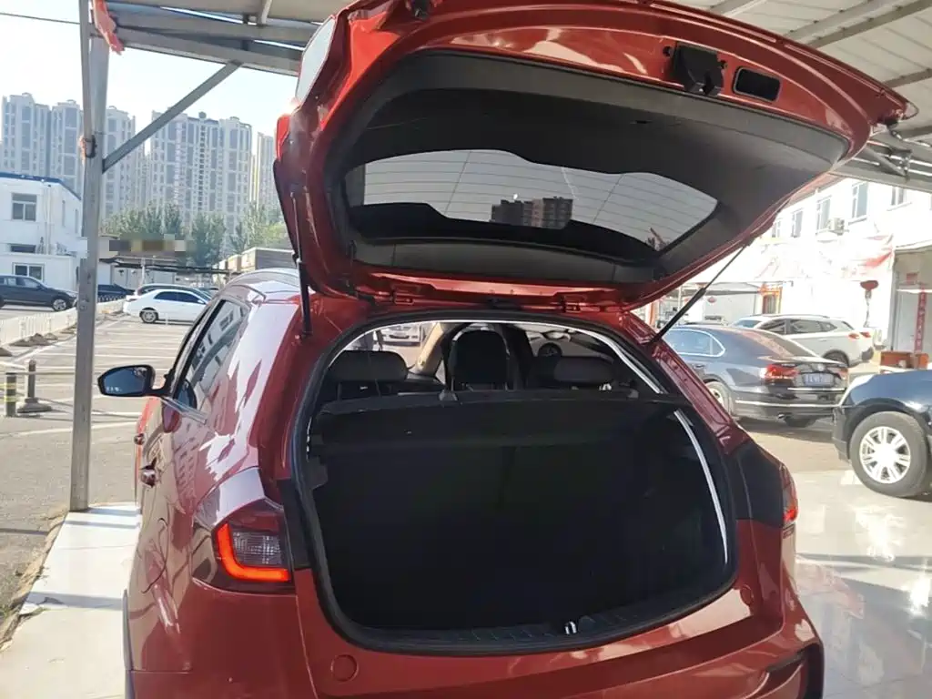 Geely Vision X3 — миниатюра 19