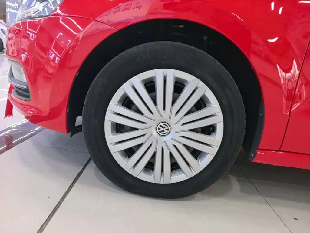 Volkswagen Polo — миниатюра 23