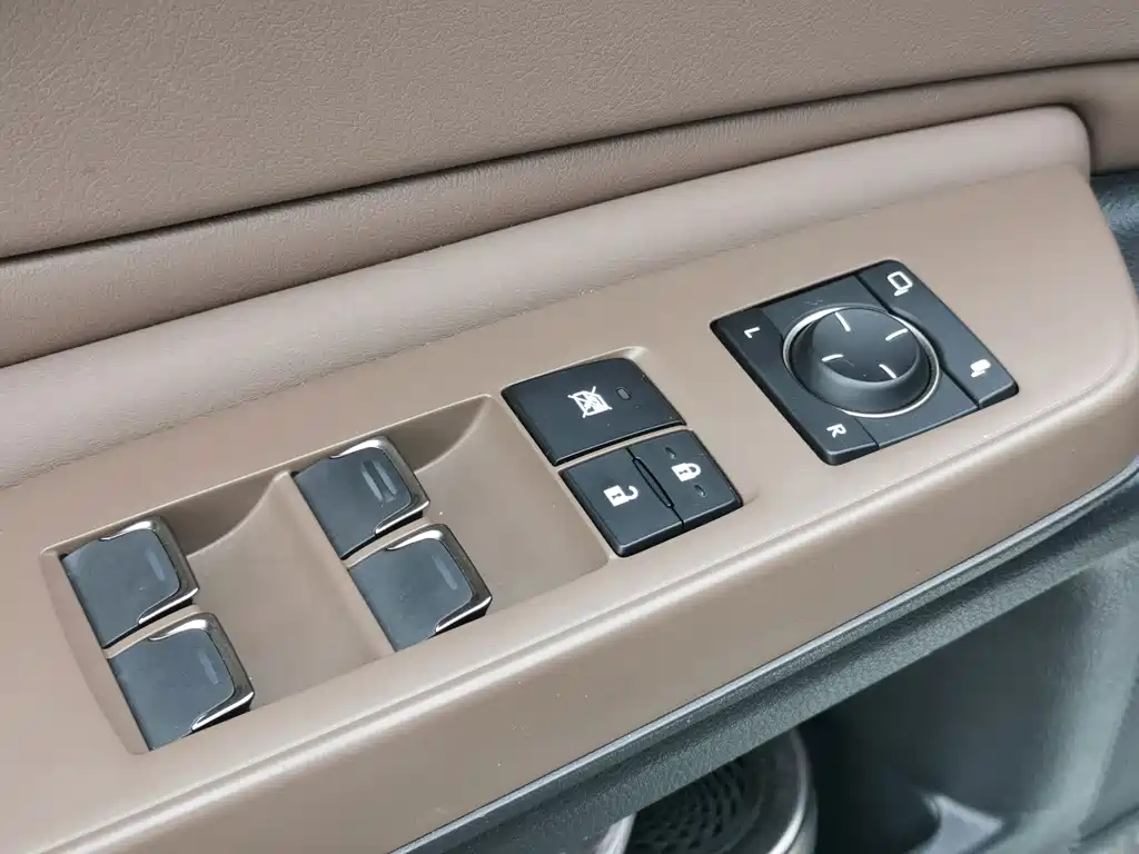 Lexus ES — миниатюра 17