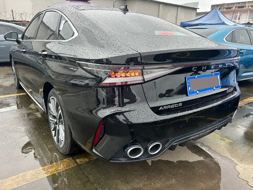 CHERY ARRIZO 8